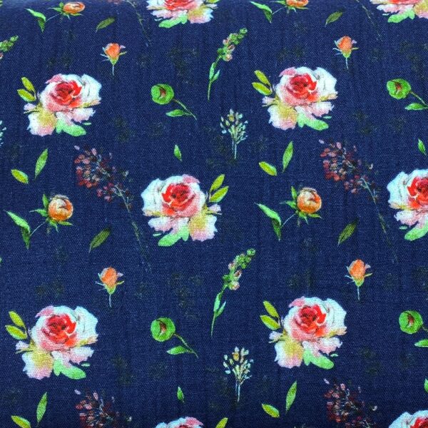 Muslīns (Navy roses)